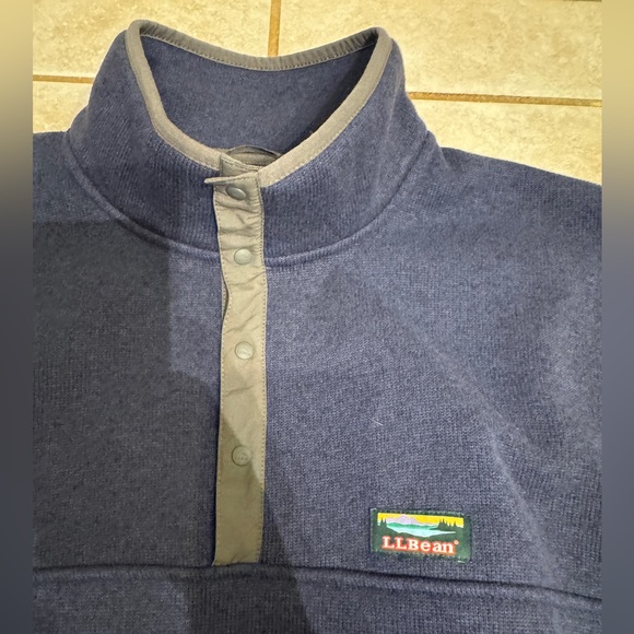 Men’s L.L.Bean Sweater Fleece Pullover - Picture 2 of 3